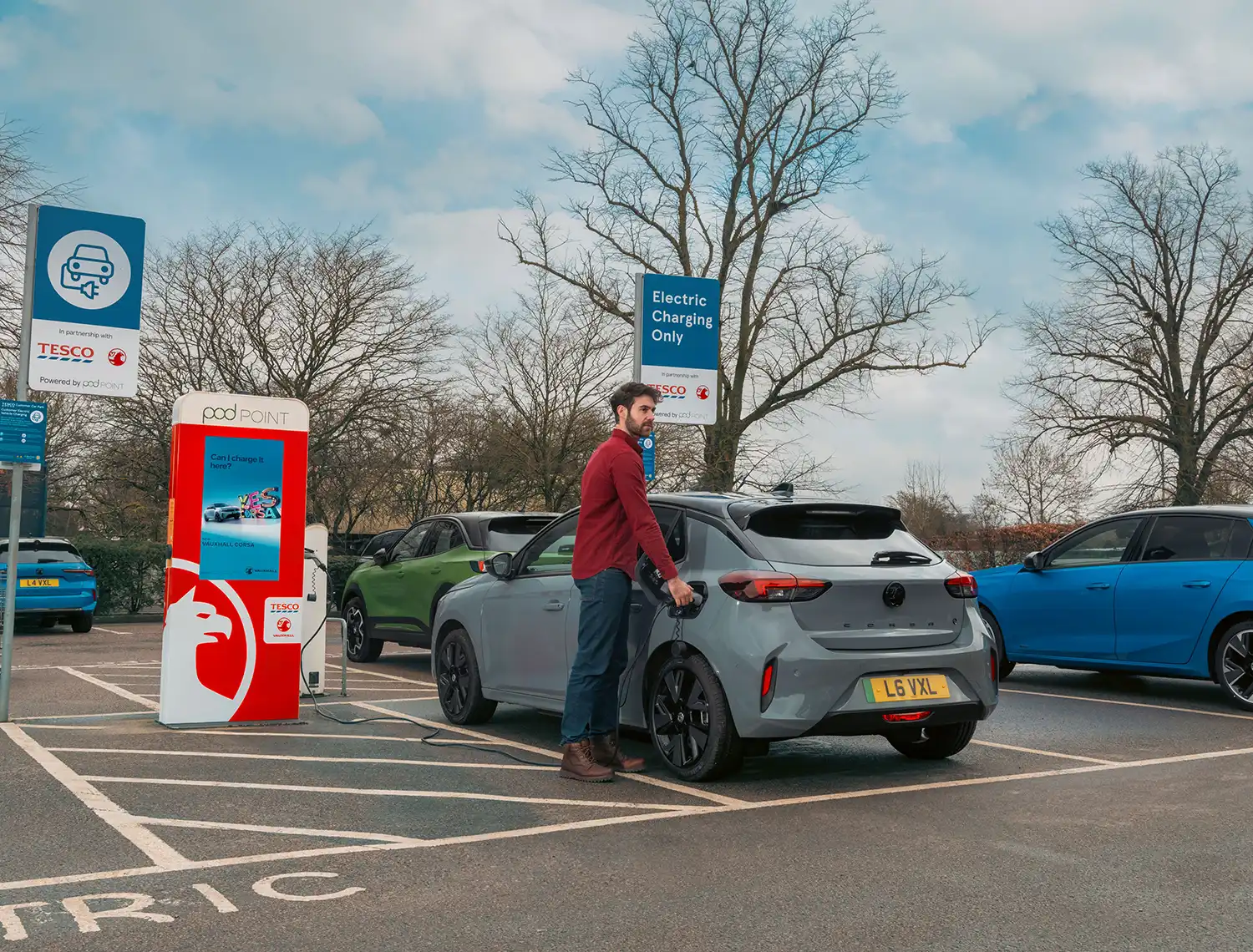 Tesco and Vauxhall Partnership supports Vauxhall’s Electric Streets campaign promoting greater access to EV charging